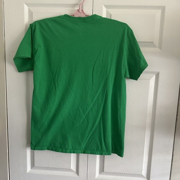 Gildan Halloween Green T-Shirt Black Spider Graphic Size L Short Sleeve - Picture 3 of 8